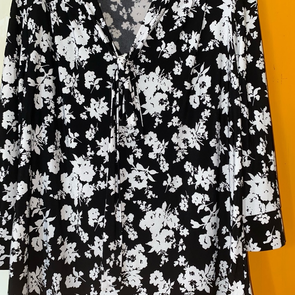 Women shirt